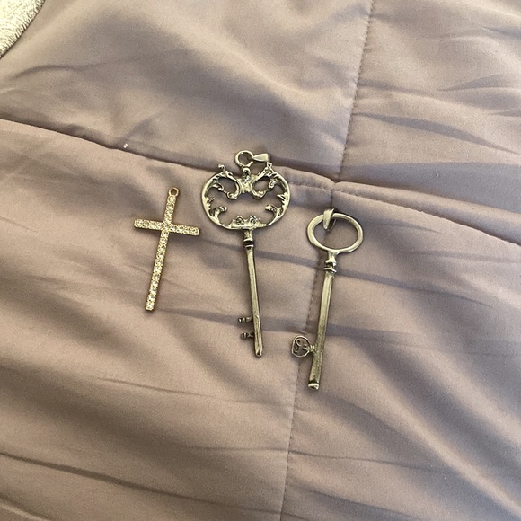 Style 💯🔒☮️🫱🏼 - Picture 4 of 4